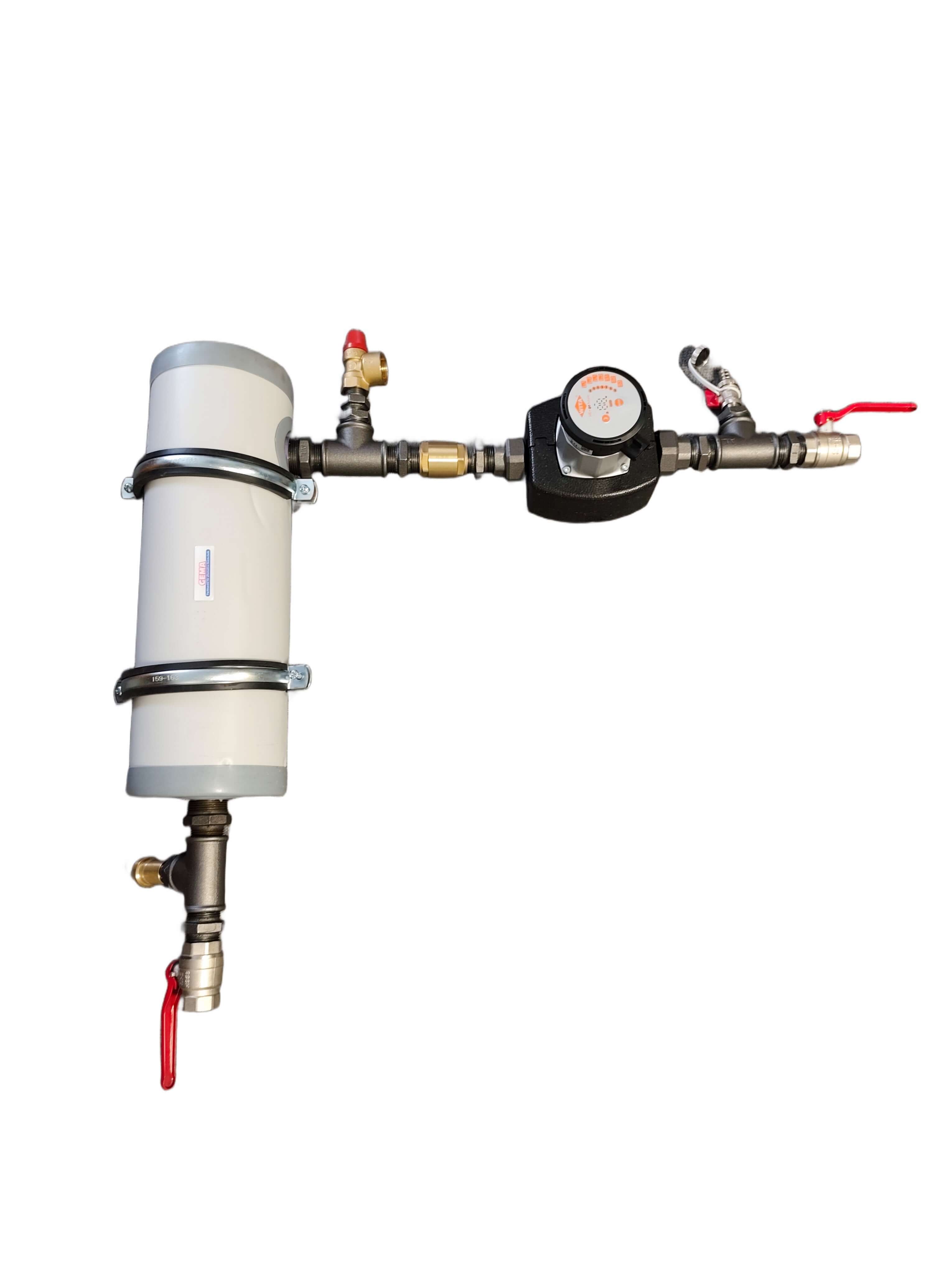 Gema Anschlusspaket für Heizmodul mit zylindrischem Tank 🛢️ und Manometer ⏱️, effiziente Heizungsintegration.
